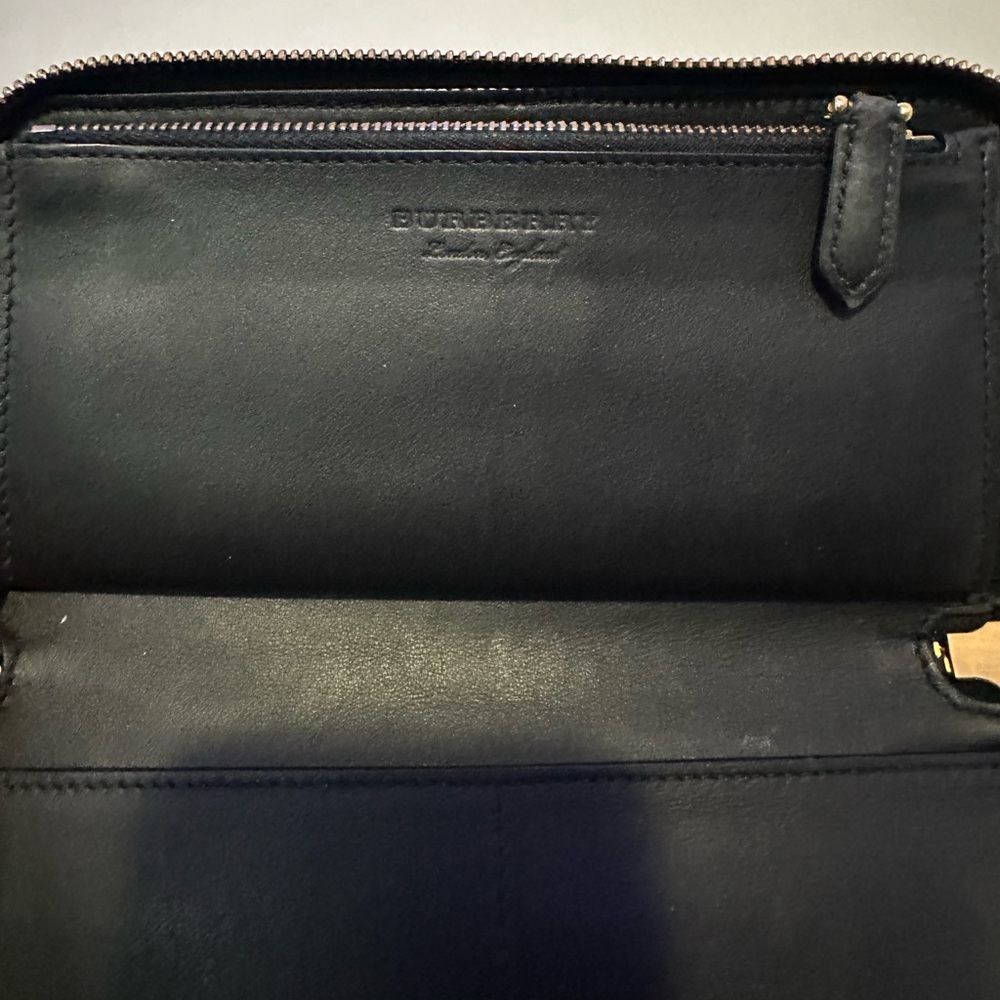 Burberry Leather Wallet - Picture 9 of 9